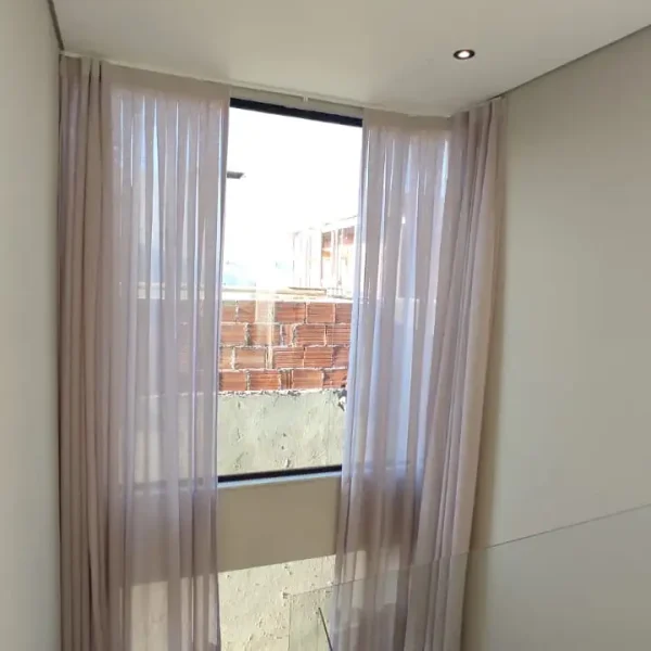 cortina_pé_direito_duplo_06