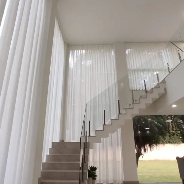 cortina_pé_direito_duplo_10